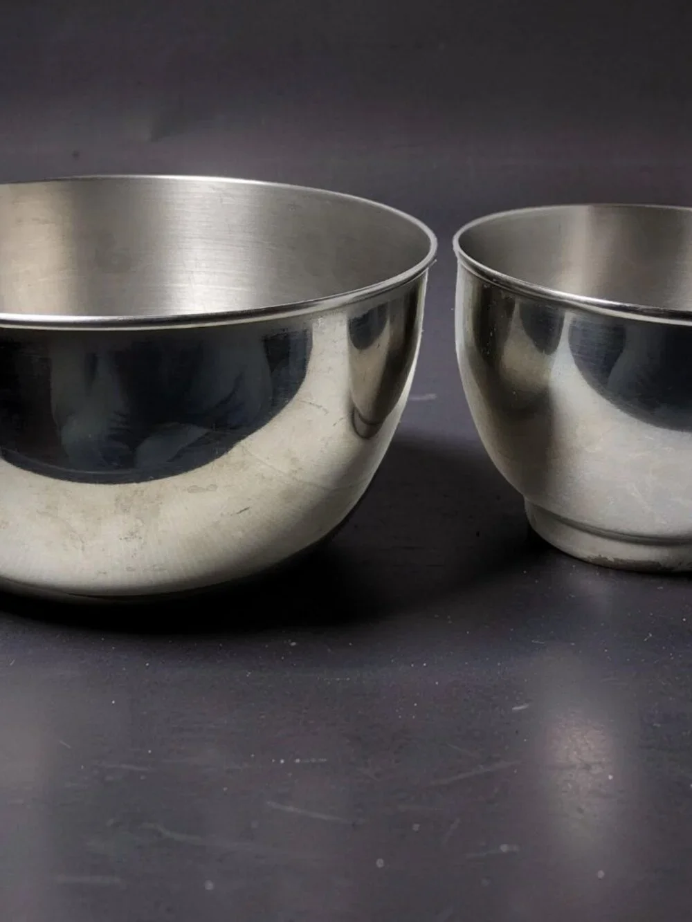 Vintage Stainless Steel Lipped Bottom Made in the US Mixing Bowls
